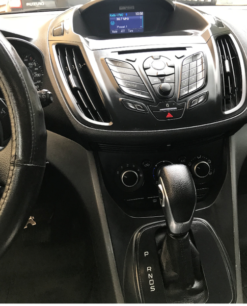 Ford Escape • 2013 • 86,000 km 4