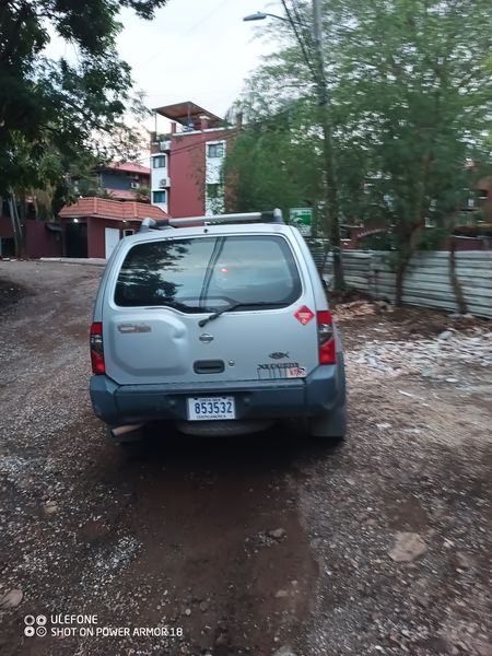 Nissan Xterra • 2000 • 226,330 mi 4