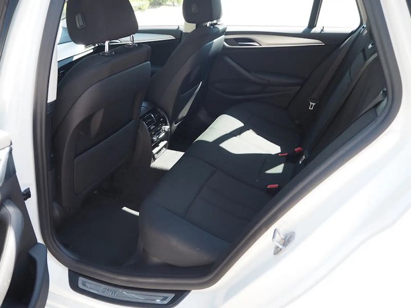 BMW 520D • 2021 • 98,000 km 10