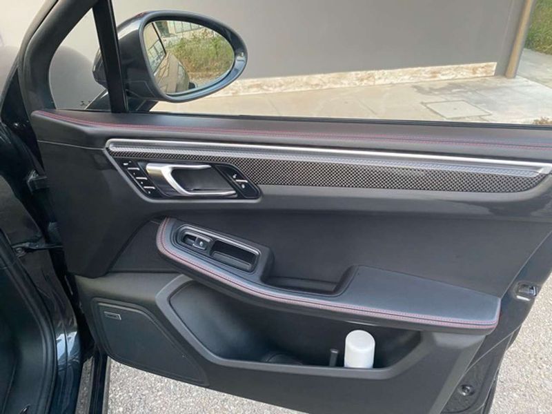 Porsche Macan • 2016 • 117,000 km 2