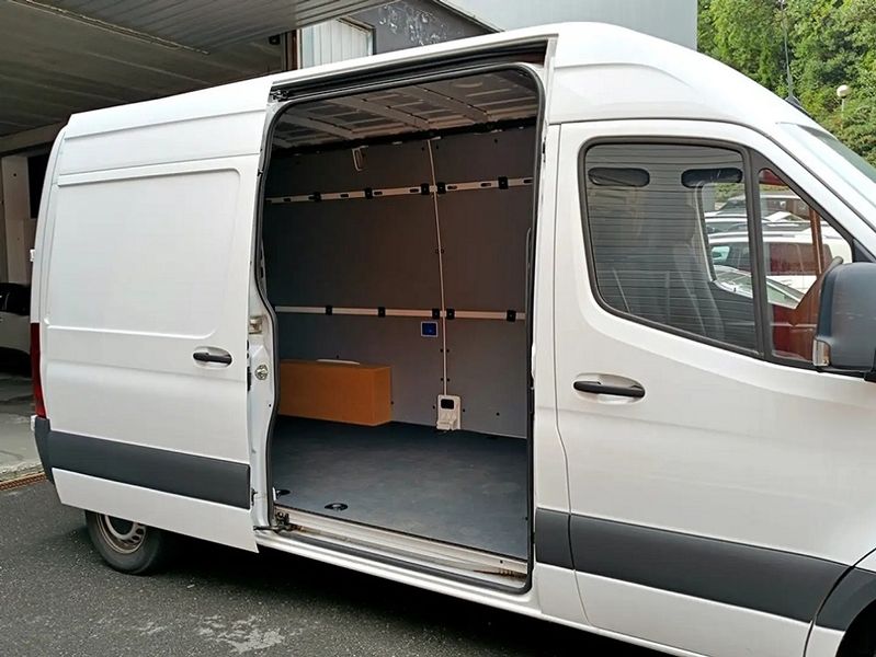 Mercedes-Benz Sprinter • 2022 • 61,000 km 4