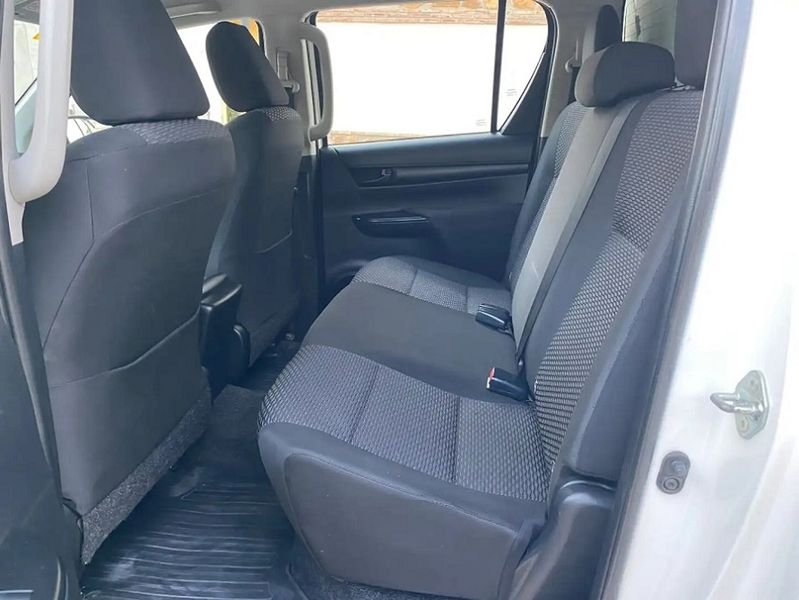 Toyota Hilux • 2019 • 189,000 km 7