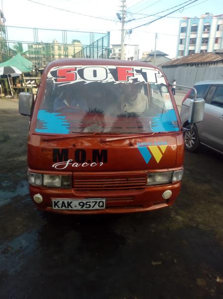 Nissan 370z • 2008 • 80,000 km 3