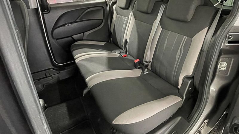 Fiat Doblo • 2019 • 93,525 km 10