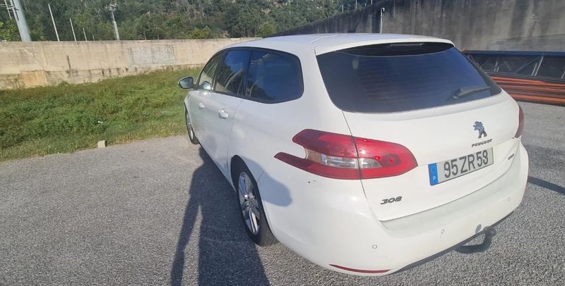 Peugeot 308 SW • 2015 • 285,000 km 1