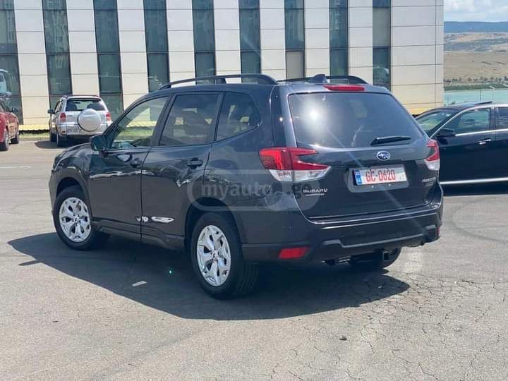 Subaru Forester • 2019 • 49,000 km 10