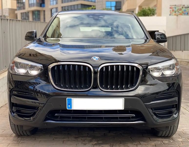 BMW X3 • 2018 • 45,900 km 1