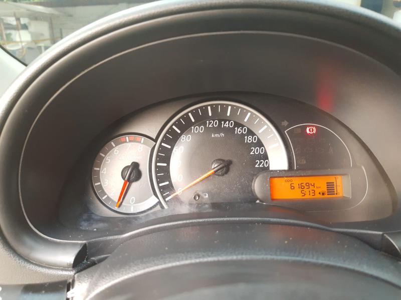 Nissan March • 2017 • 62,000 km 6