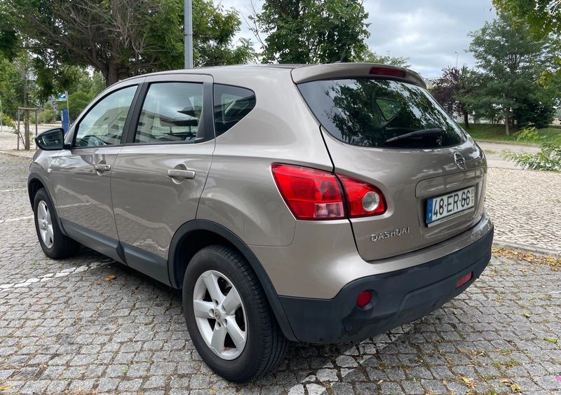 Nissan Qashqai • 2007 • 153,000 km 3