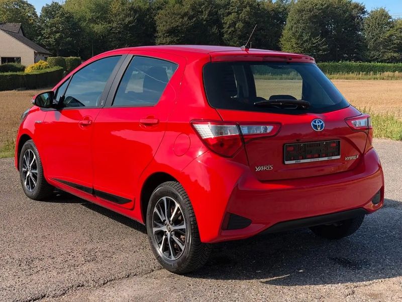 Toyota Yaris • 2018 • 55,400 km 5