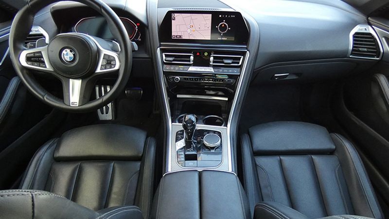 BMW 8 Series • 2021 • 19,676 km 7