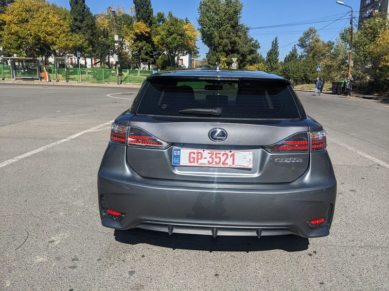 Lexus CT • 2015 • 112 mi 7
