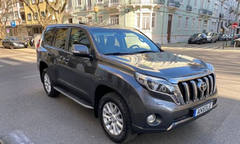 Toyota Land Cruiser • 2016 • 115,000 km 1