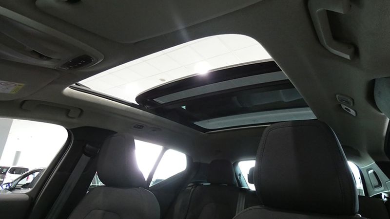 Volvo XC40 • 2022 • 24,512 km 8