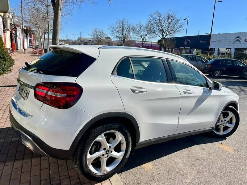 Mercedes-Benz GLA • 2019 • 118,000 km 3