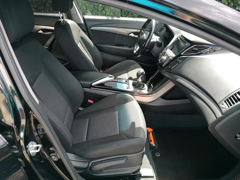 Hyundai i40 • 2013 • 157,000 km 5