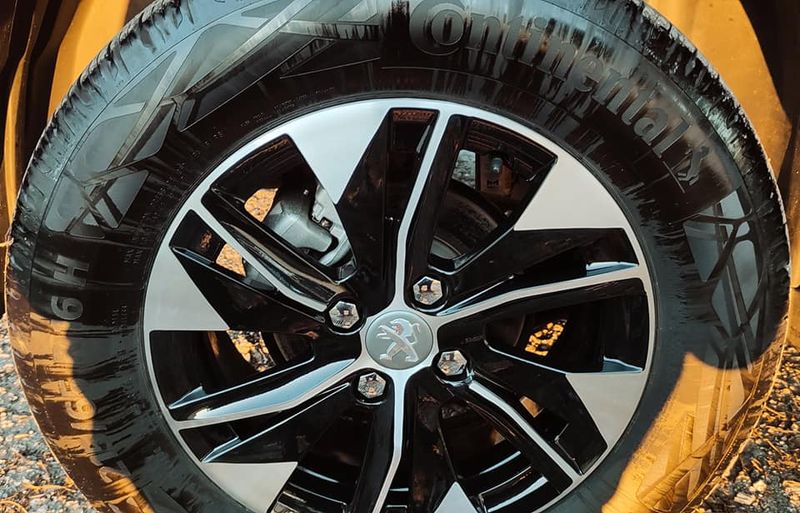 Peugeot 2008 • 2021 • 78,000 km 7