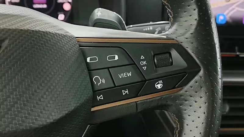 Seat Leon • 2022 • 38,626 km 32