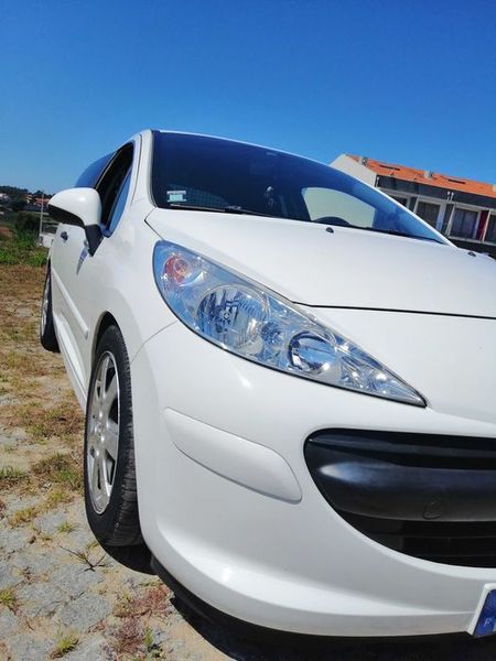 Peugeot 207 • 2008 • 190,000 km 3
