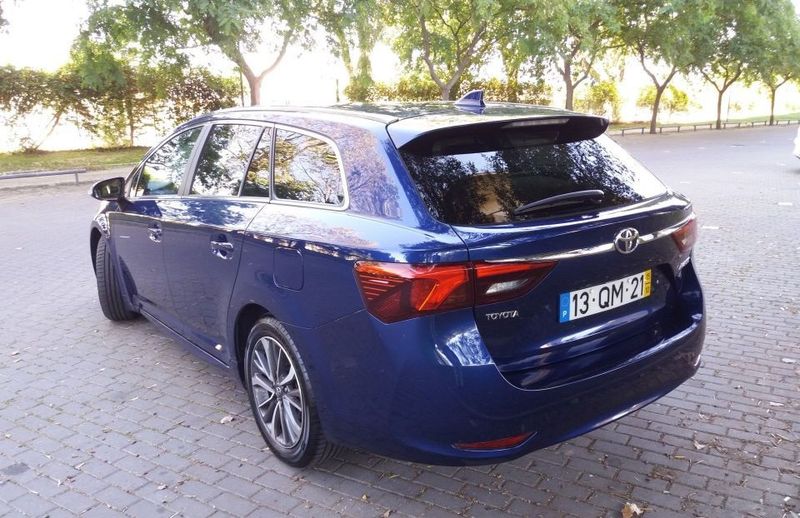 Toyota Avensis • 2015 • 57,000 km 2