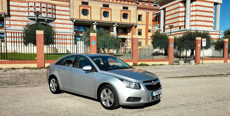 Chevrolet Cruze • 2012 • 200,000 km 1