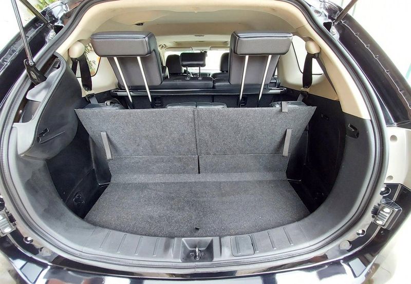 Mitsubishi Outlander • 2015 • 169,999 km 5