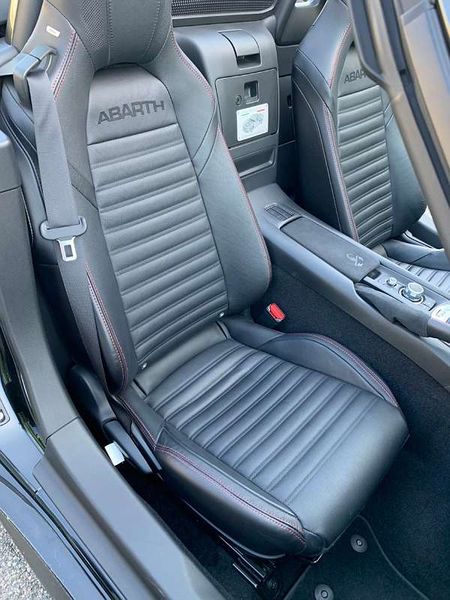 Alfa Romeo Spider • 2017 • 74,800 km 8