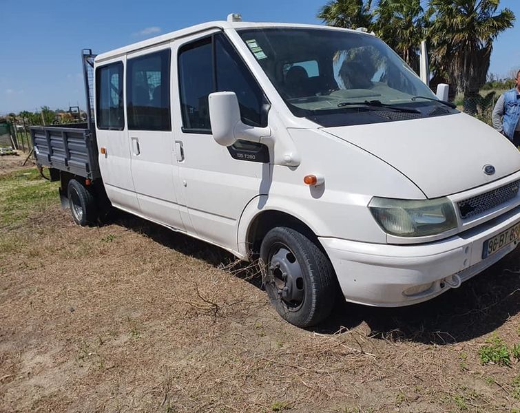 Ford Transit • 2006 • 235,000 km 1