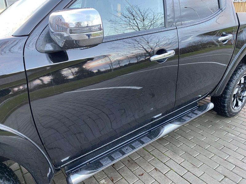 Mitsubishi L200 • 2015 • 197,000 km 12