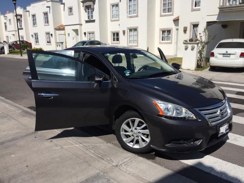 Nissan Sentra Advance • 2016 • 160,000 km 8