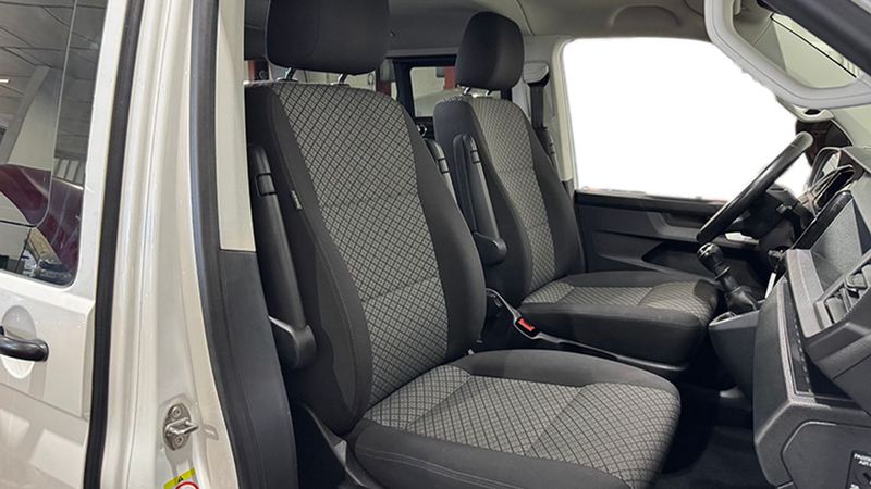 Volkswagen Multivan • 2022 • 78,464 km 18