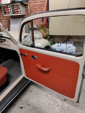 Volkswagen Beetle • 1968 • 103,000 km 9