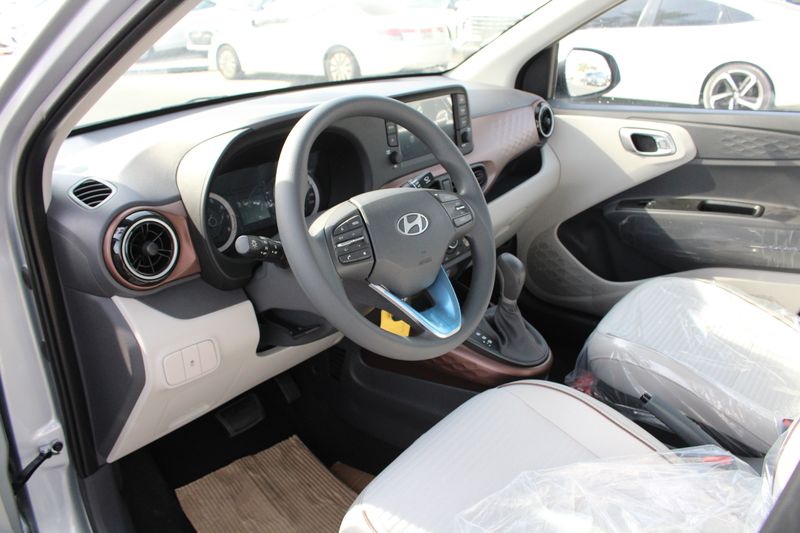Hyundai i10 • 2024 • 3 km 9