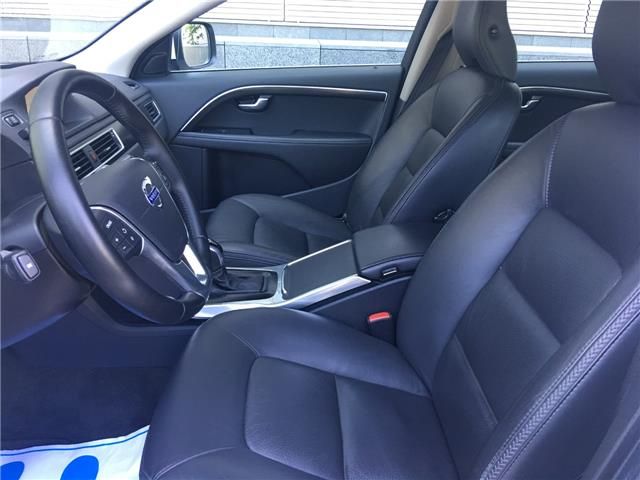 Volvo XC70 • 2014 • 162,000 km 6