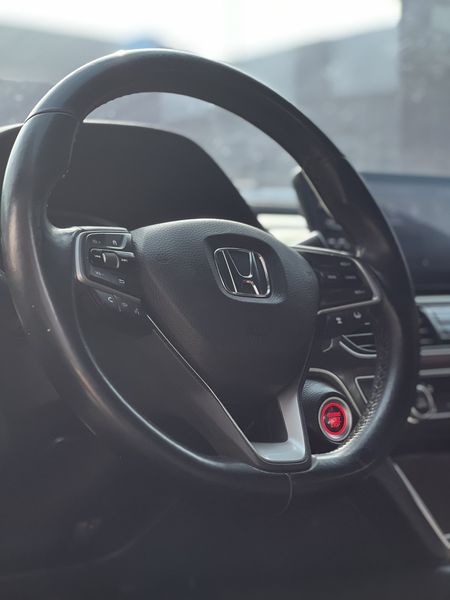 Honda Accord • 2020 • 31,061 km 7