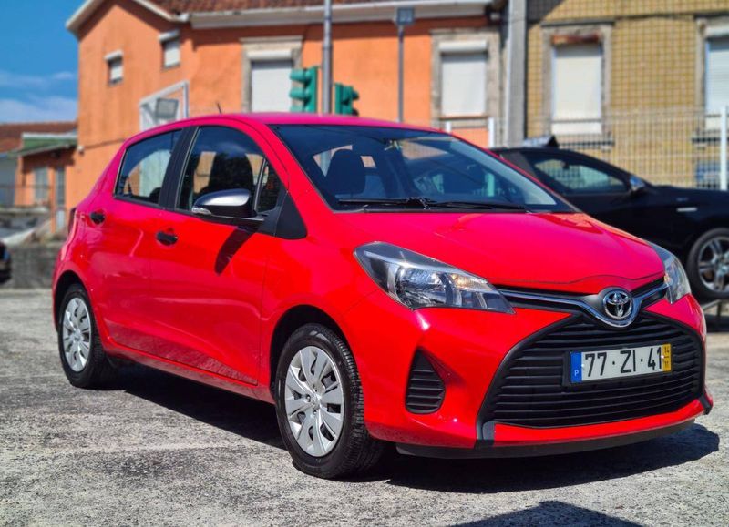 Toyota Yaris iA • 2014 • 99,000 km 1