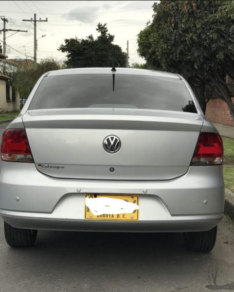 Volkswagen Gol • 2011 • 62,000 km 3