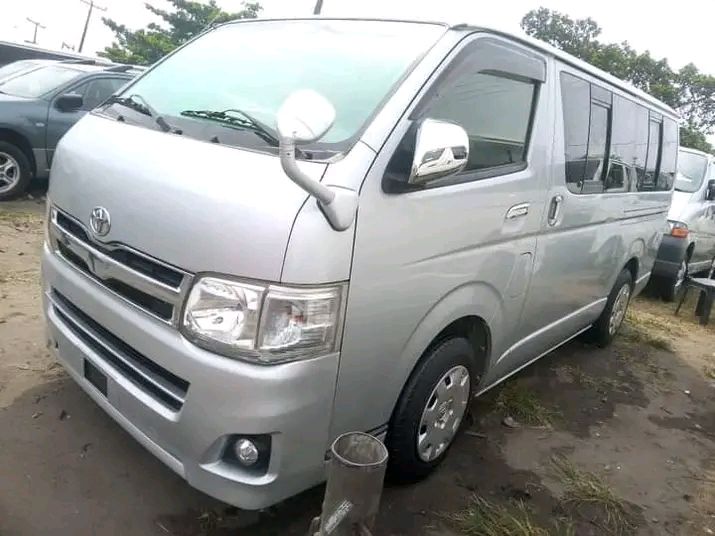 Toyota Hiace • 2017 • 50,000 km 2