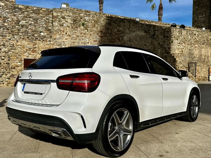 Mercedes-Benz GLA-Class • 2019 • 119,000 km 4