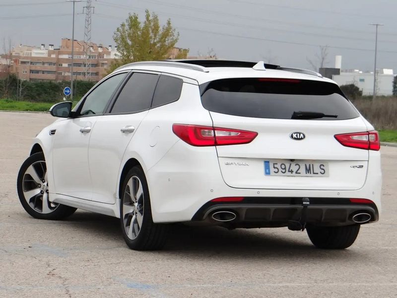 Kia Optima • 2017 • 69,900 km 7