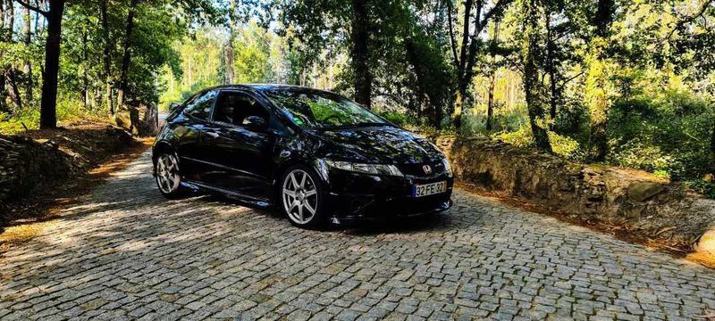 Honda Civic • 2008 • 200,000 km 2
