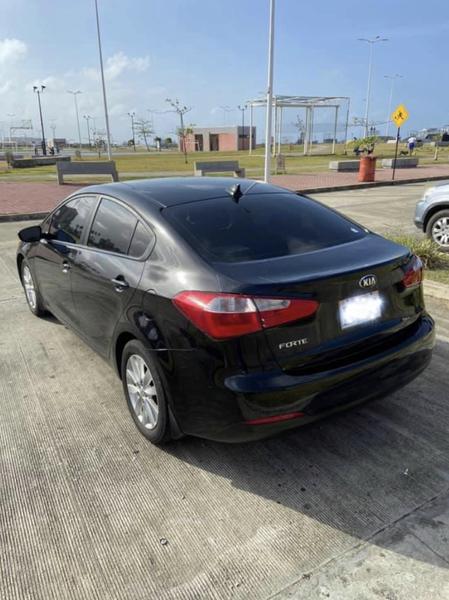 Kia Cerato • 2016 • 65,413 km 3