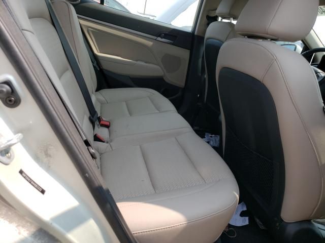 Hyundai Elantra • 2017 • 10,000 mi 6