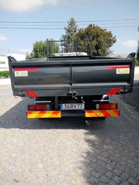 Toyota Dyna • 2007 • 60,000 km 2