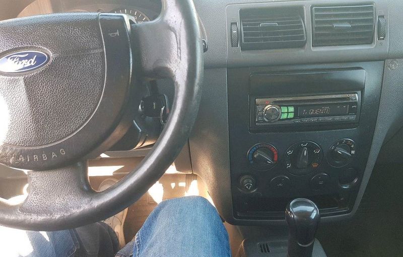 Ford Transit • 2006 • 250,000 km 3