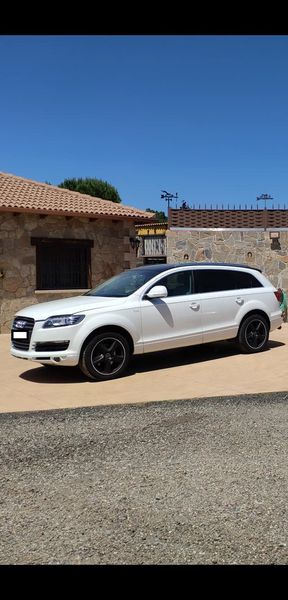 Audi Q7 • 2007 • 205,000 km 1