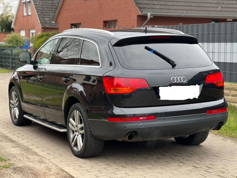 Audi Q7 • 2007 • 249,000 km 3