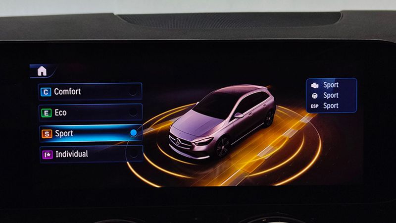 Mercedes-Benz Class B • 2023 • 6,999 km 12