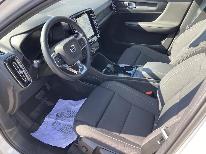 Volvo XC40 • 2023 • 16,708 km 18