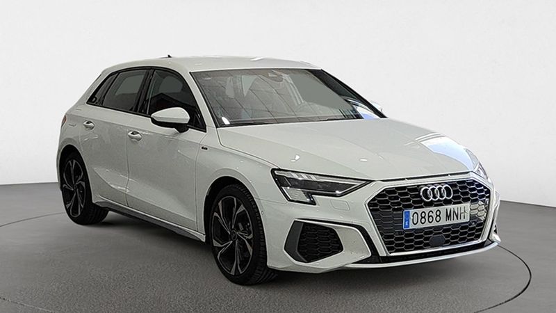Audi A3 • 2024 • 2,246 km 2
